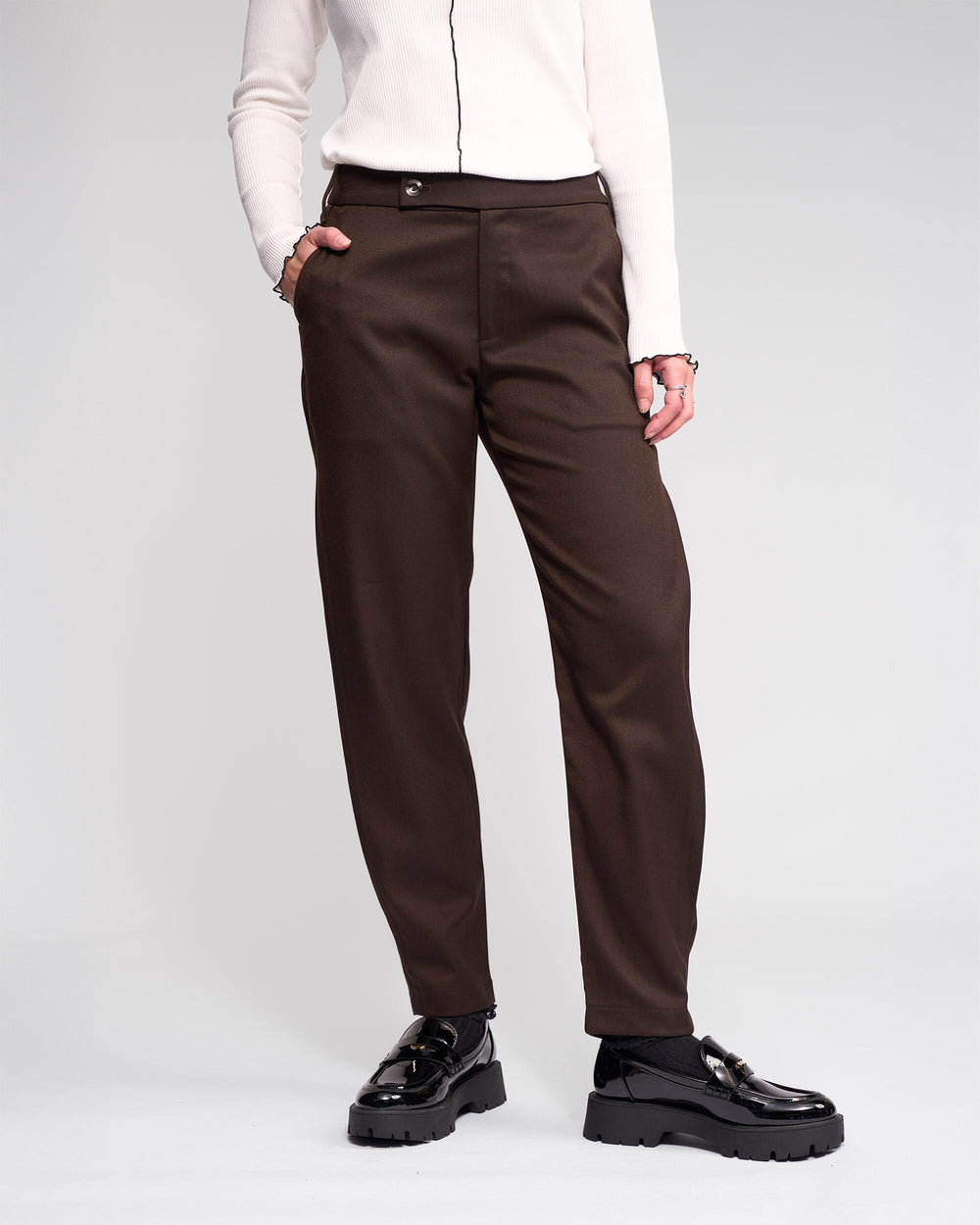 Knewe Jude Pant - Chocolate - Shop 9