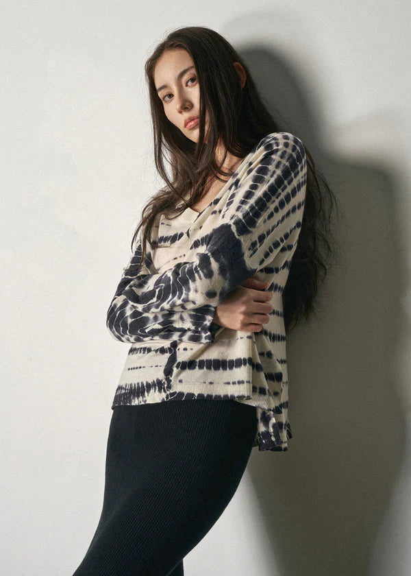 Aleger N.2119D Fine Knit Summer Dye V-Neck - Shop 9