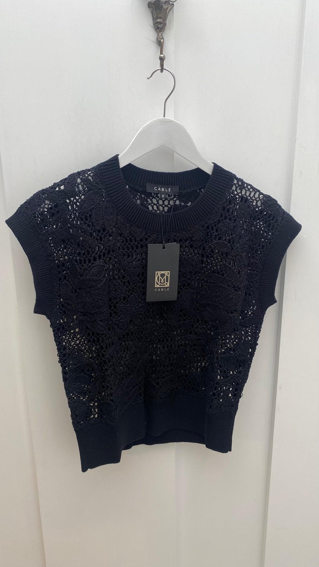 Cable Melbourne Shadow Lace Knit Top - Black - Shop 9