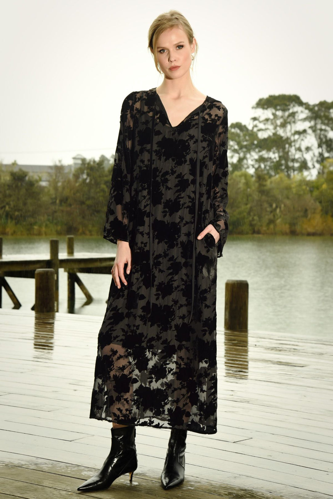 Curate Not Afraid Of The Dark Dress - Black - Shop 9