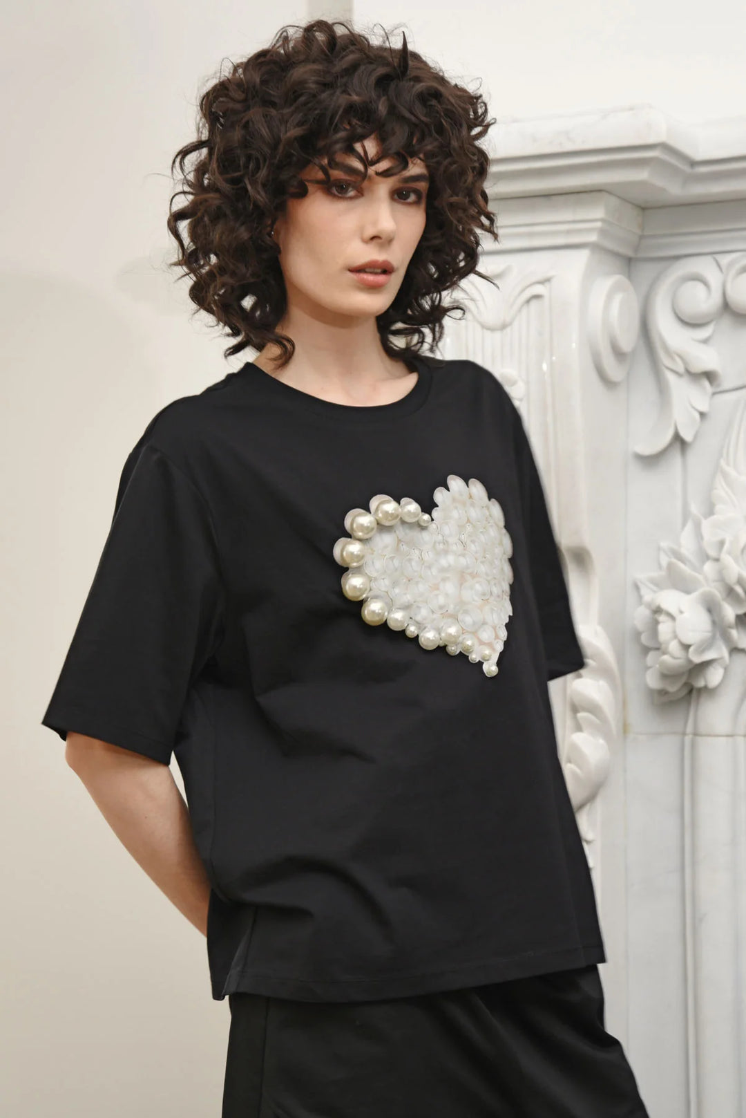 Curate Pearl Up Tee - Black - Shop 9