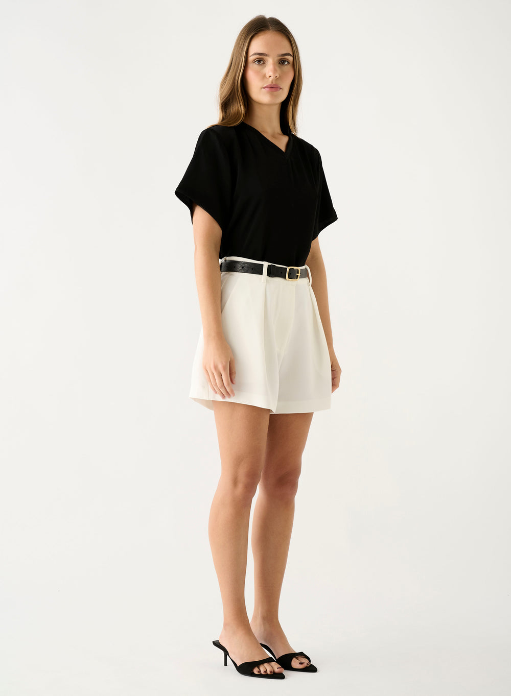 Esmaee Foreshore Tee - Black - Shop 9