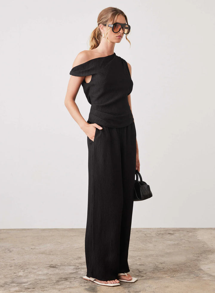 Esmaee View Blouse - Black - Shop 9