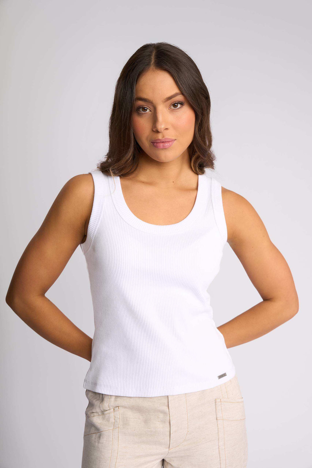 Knewe Riviera Tank - White - Shop 9