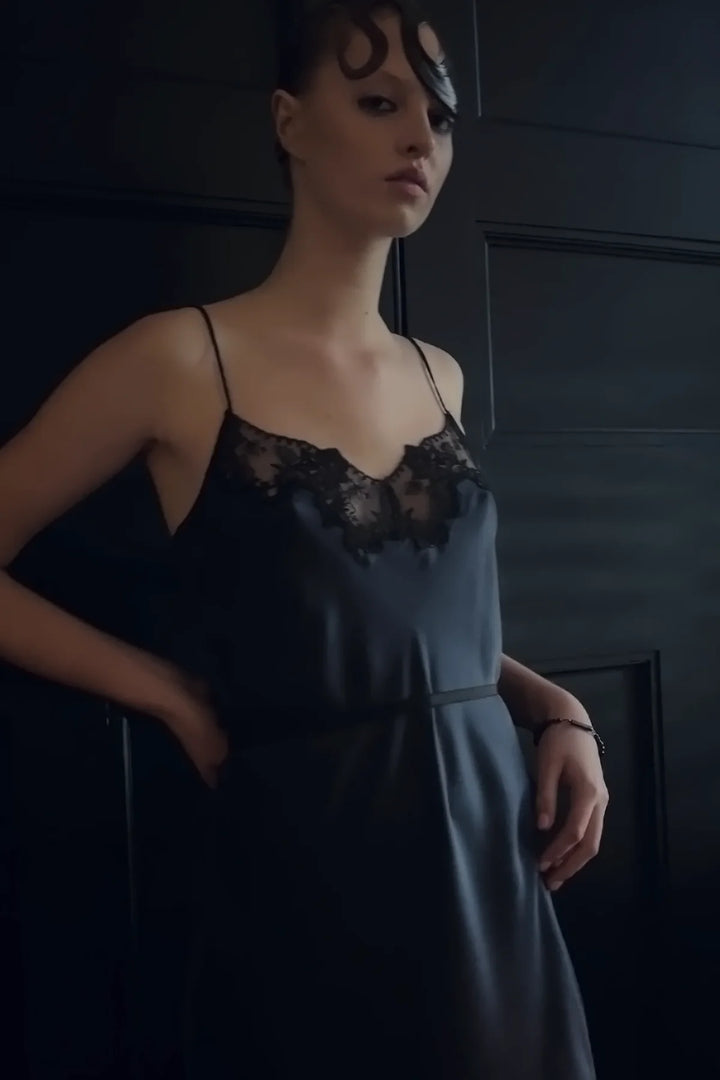 Knuefermann Lace Dress - Blue