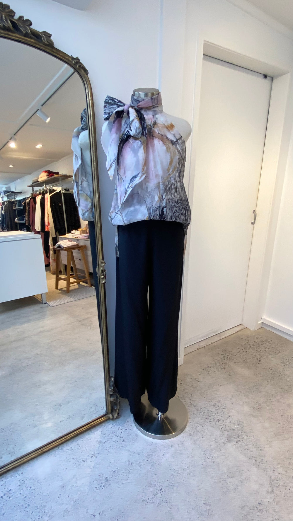 Pearl Palazzo Pant - Black - Shop 9