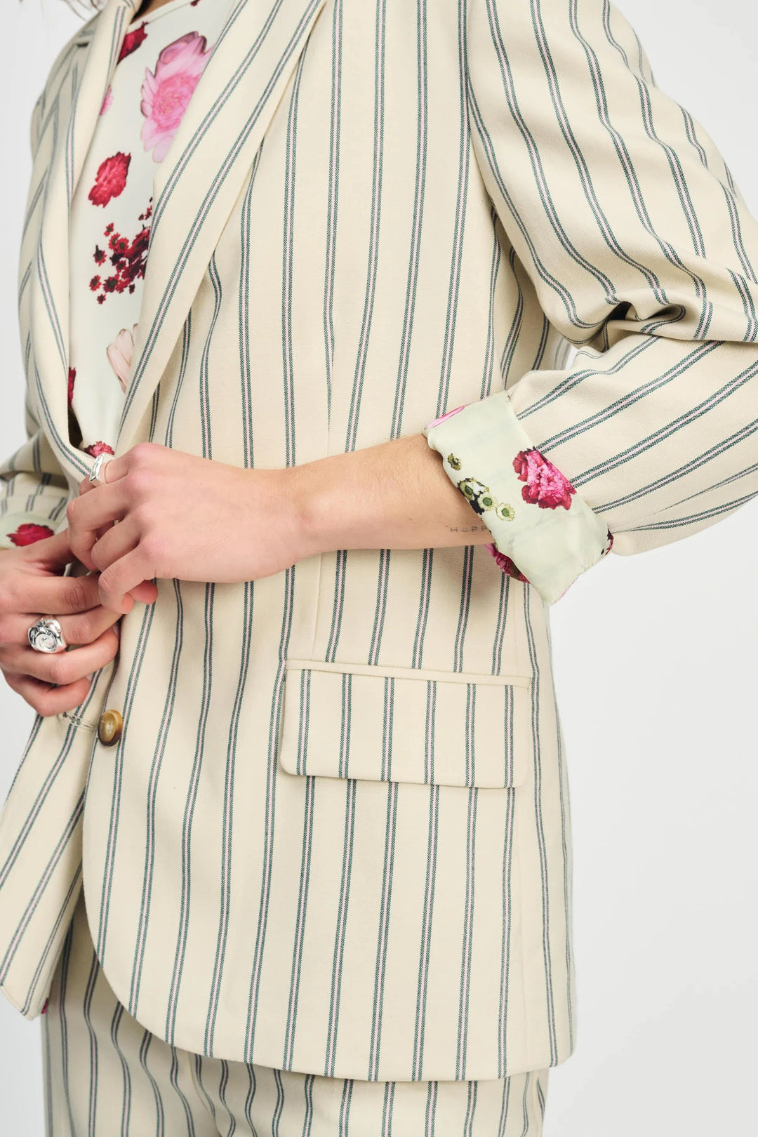 Pom Amsterdam Blazer - Striped Cream - Shop 9