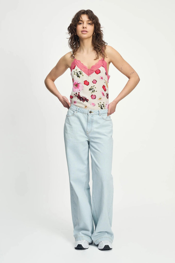 Pom Amsterdam Top Cami - Bouquet Cream - Shop 9