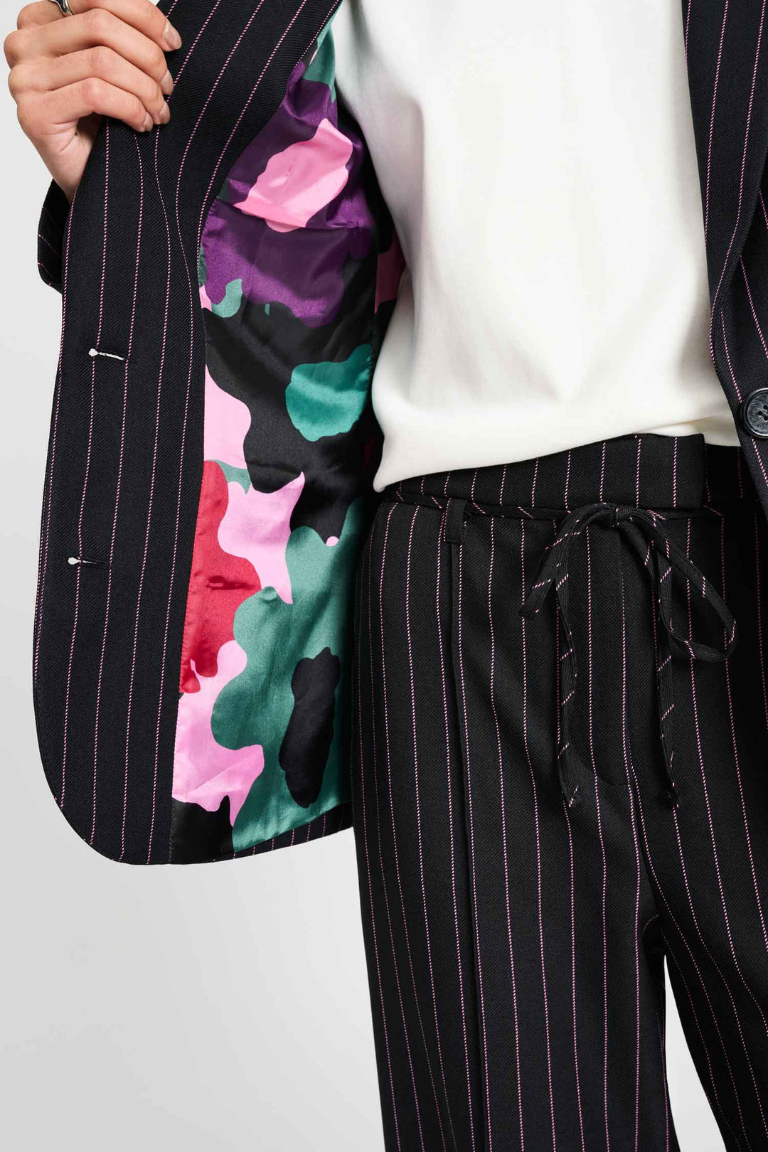 Pom Noir Striped Blazer - Shop 9