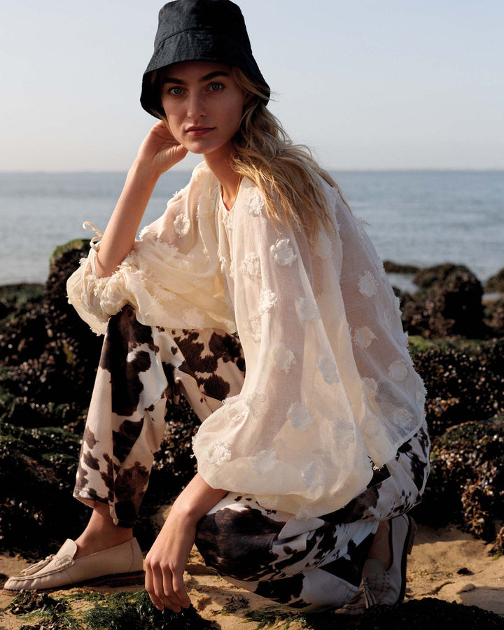 Summum Transparent Top with 3D Dots - Ivory