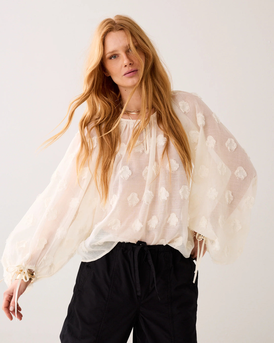 Summum Transparent Top with 3D Dots - Ivory