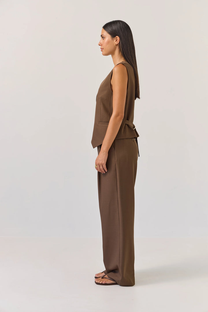 Tuesday Label Action Vest - Bitter Chocolate - Shop 9