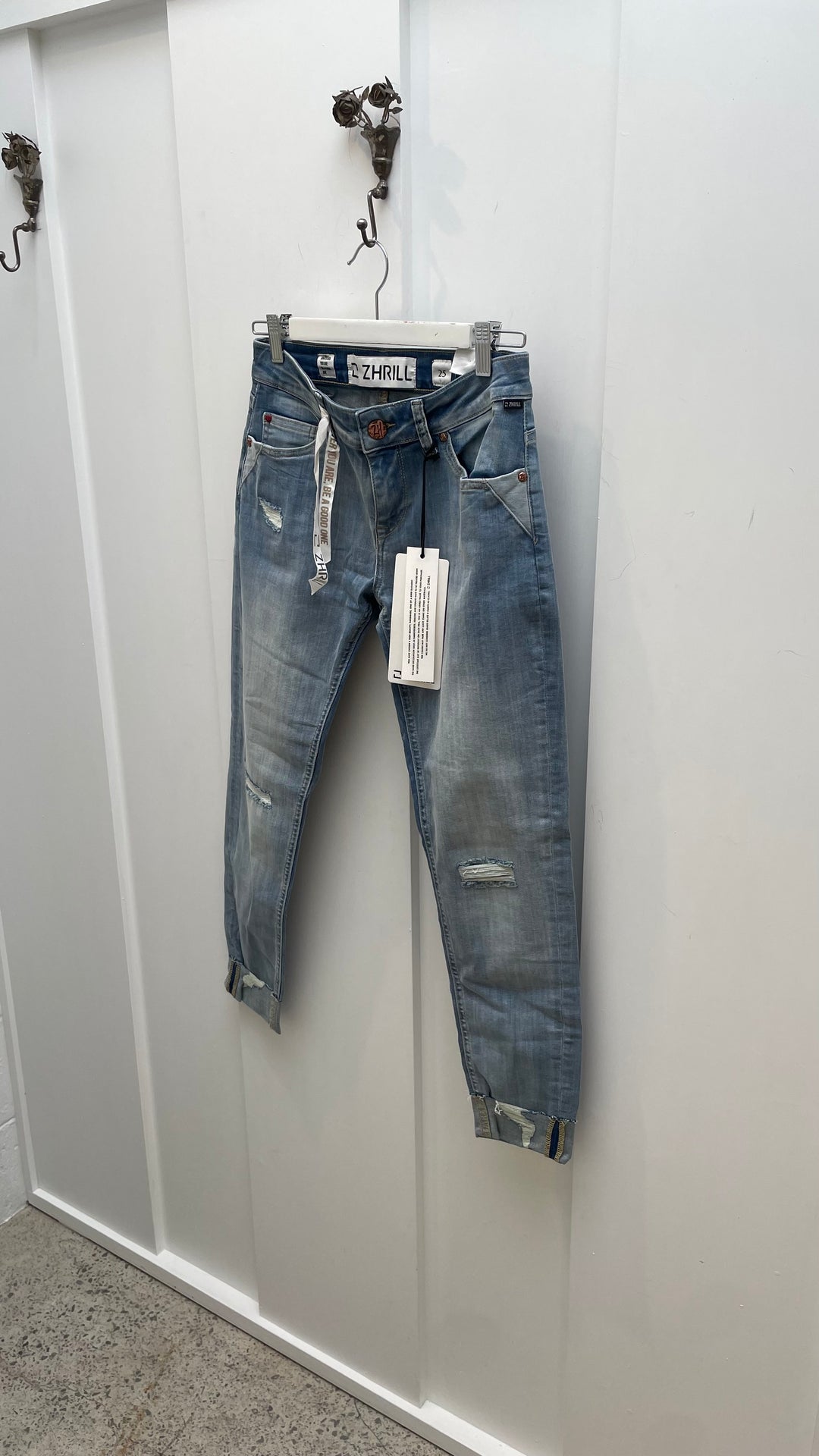 Zhrill Nova Blue Jean - Shop 9