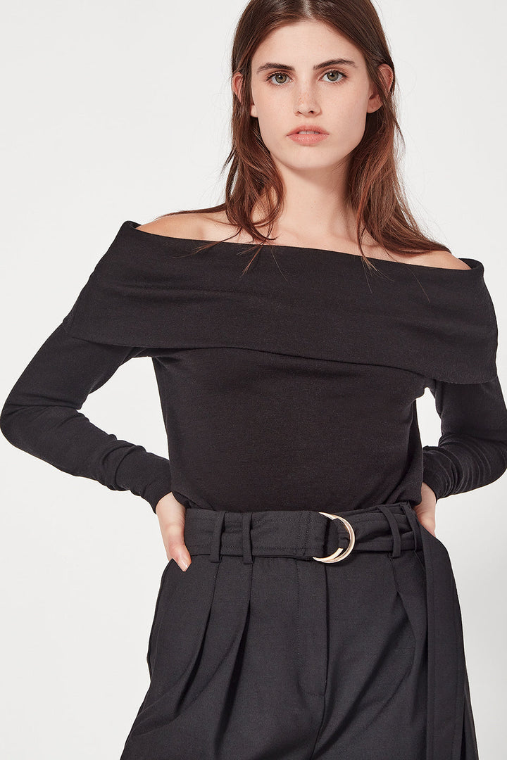 Shjark Margaux Top in Black - Shop 9
